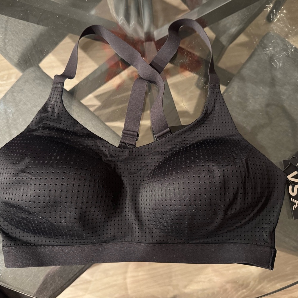Victoria Secret - Lightweight Mesh Sports Bra - Black - 36D